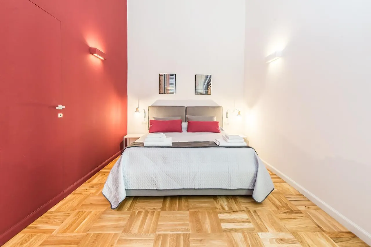Dama Suite Naples Couette-café