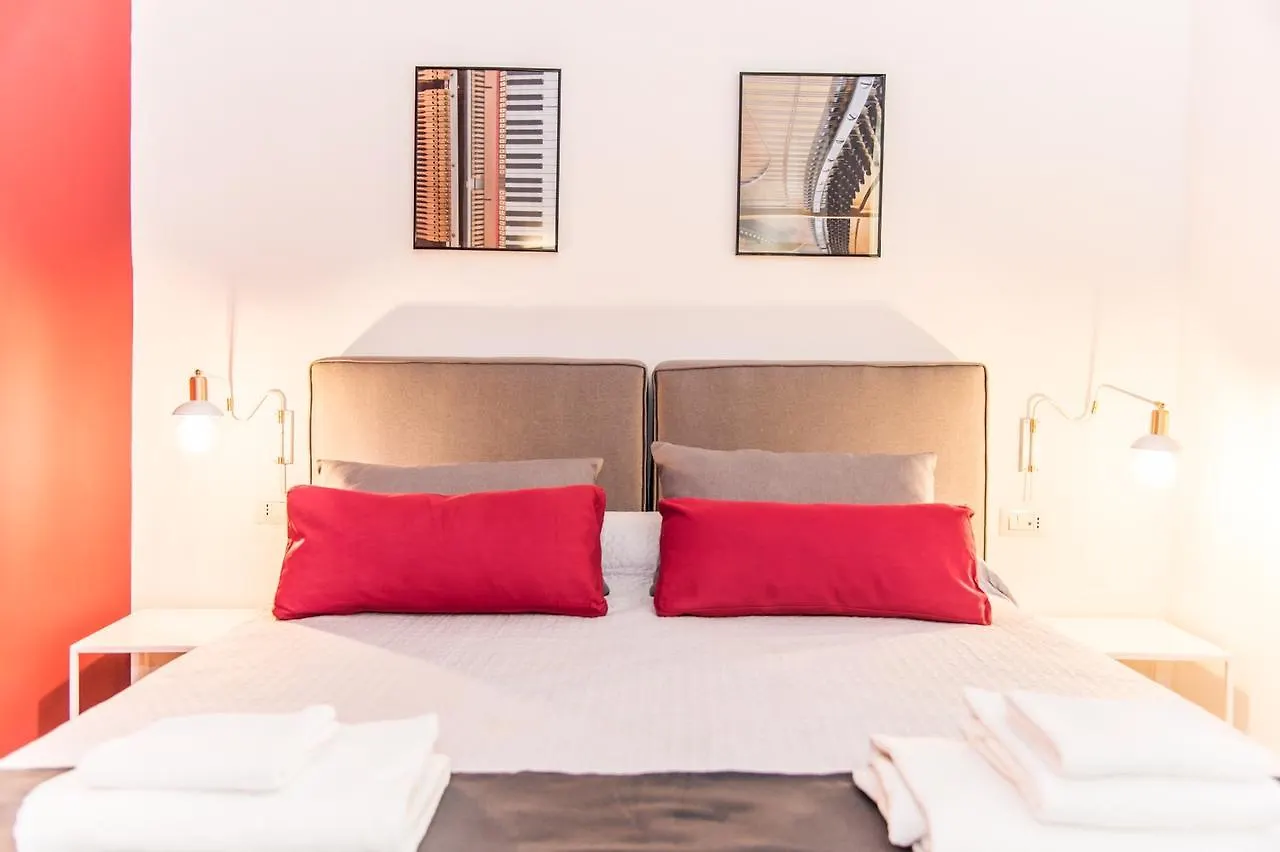 Dama Suite Naples Couette-café