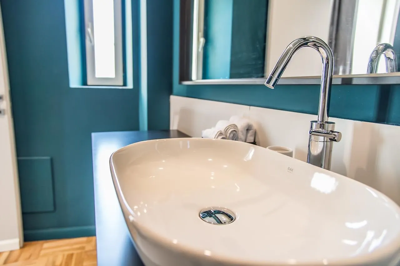 Dama Suite Naples 3*,  Italie
